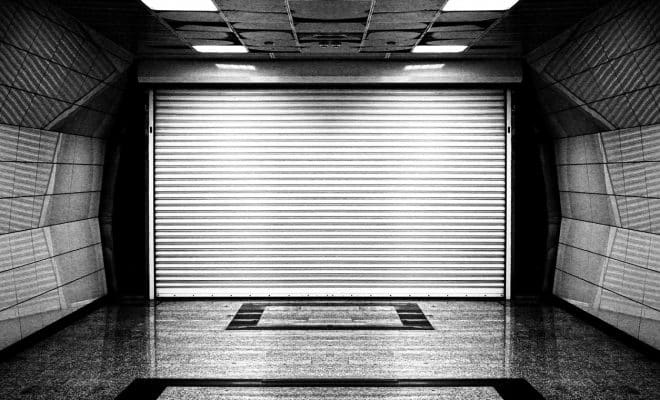 Comment choisir la bonne porte de garage battante pour votre maison